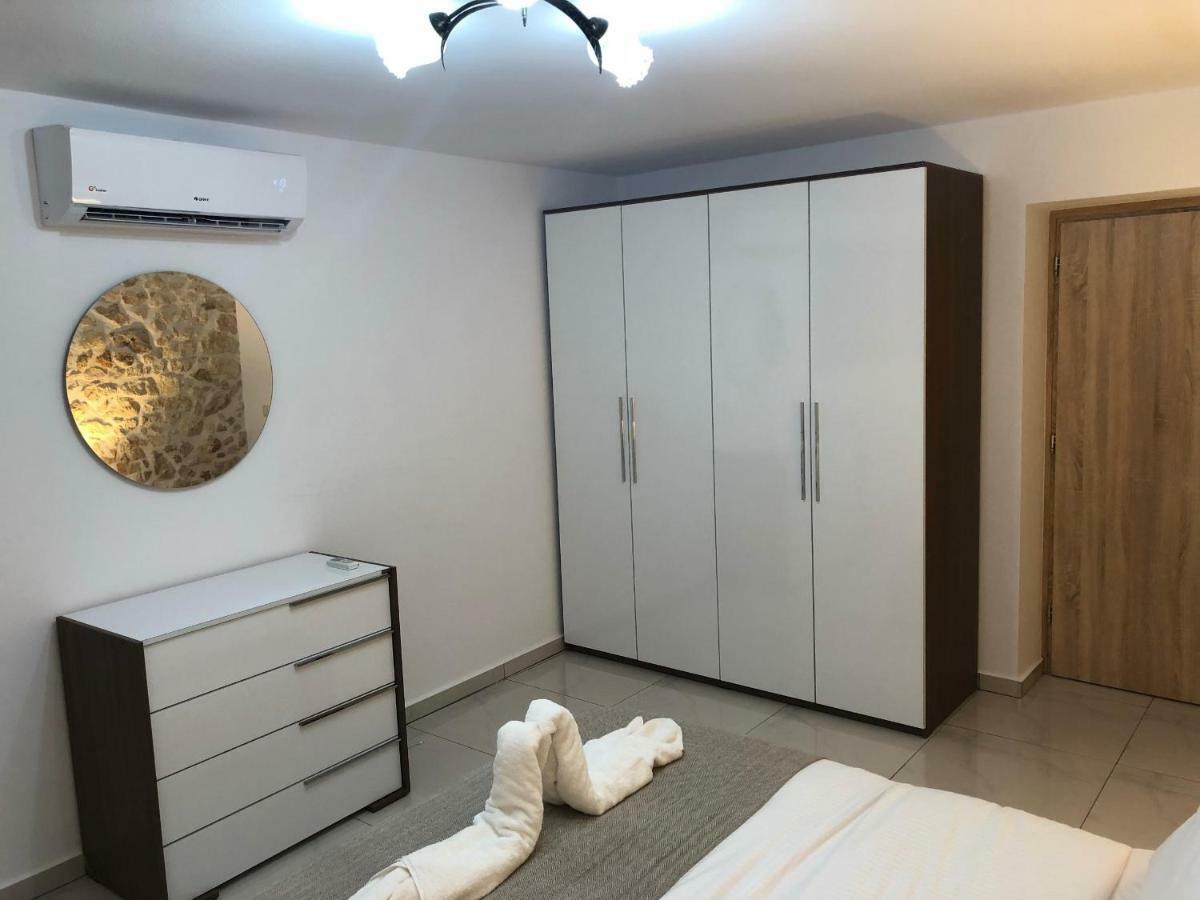 Wave Apartment La Canea Esterno foto